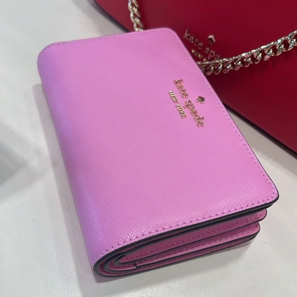 Kate Spade Madison Medium Bifold Wallet
Surf Pink
NWT - Picture 12 of 16